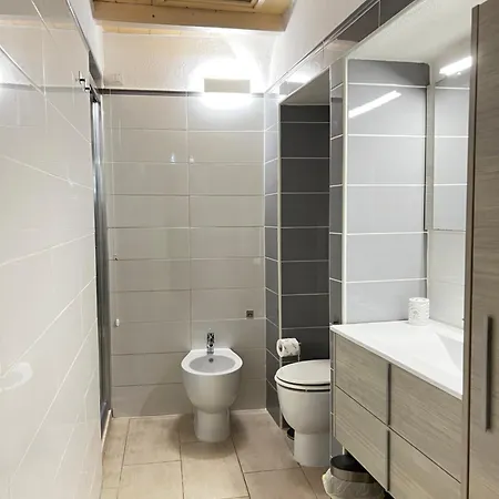 Casa Dede Nel Centro Storico Di